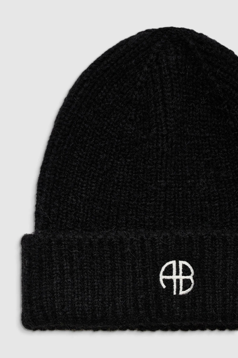 Elia Beanie