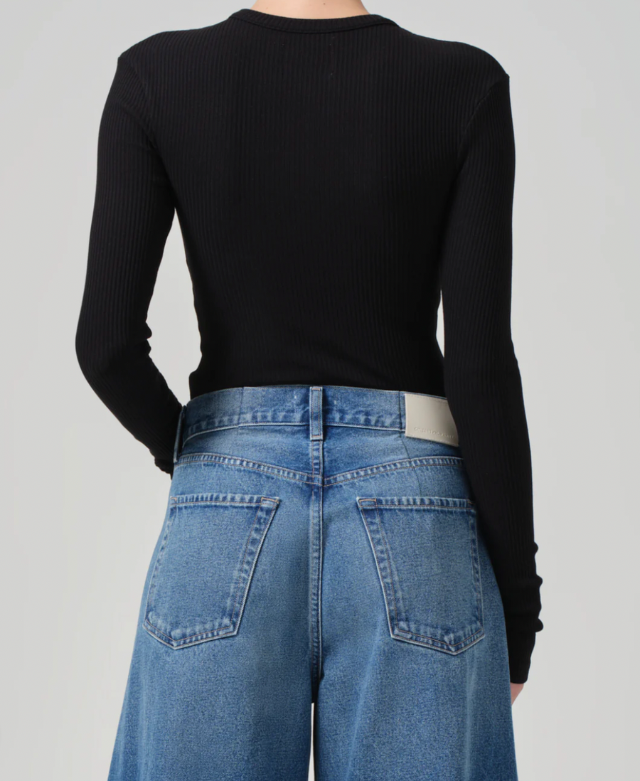 Cropped Faena Crewneck