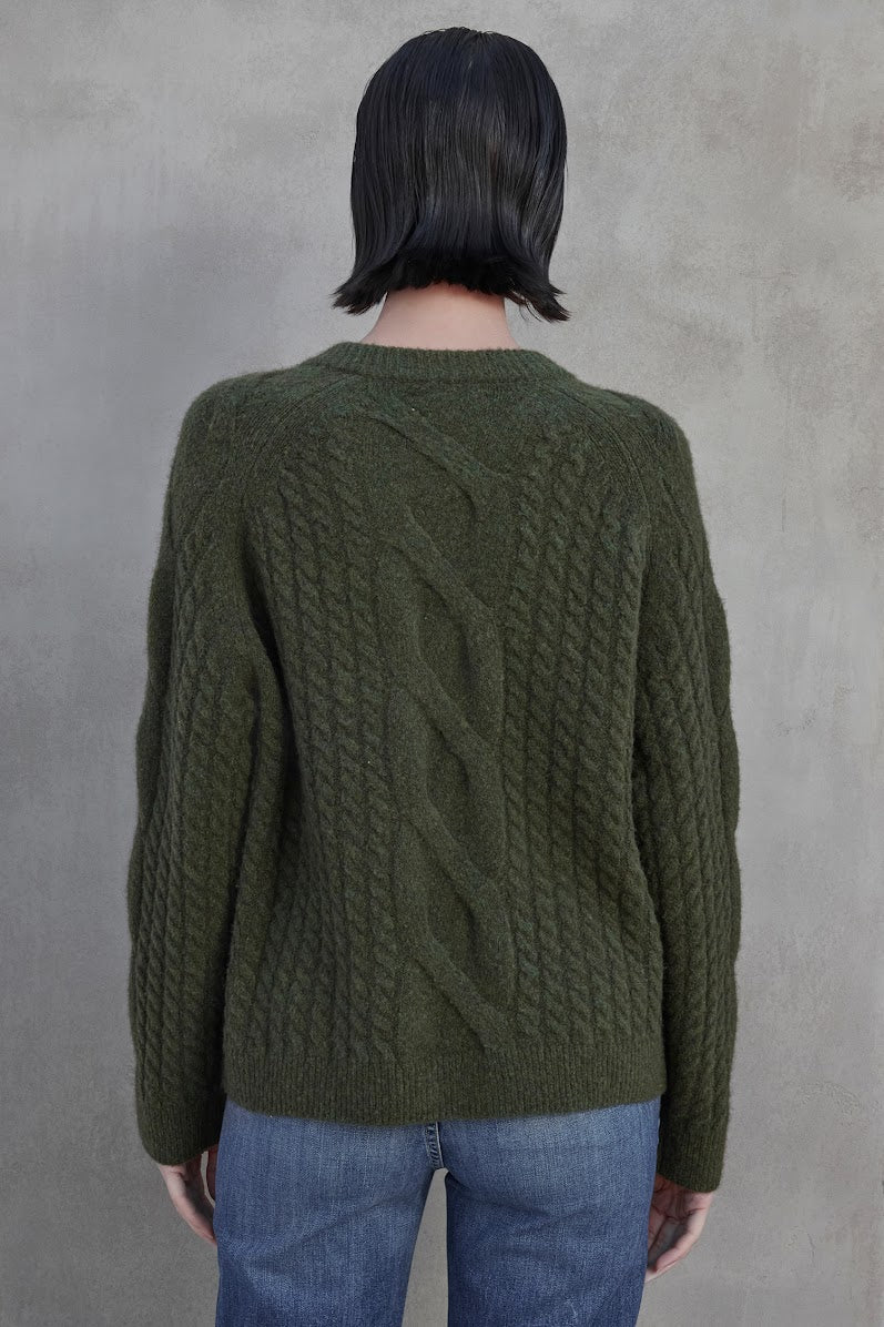 Beachwood Cozy Cable Sweater